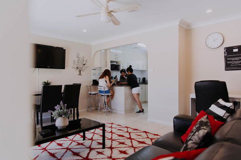 Central Wagga Self Catering Apartment - Accommodation 4U 5