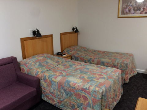 Edgecliff Lodge Motel - Accommodation 4U 17