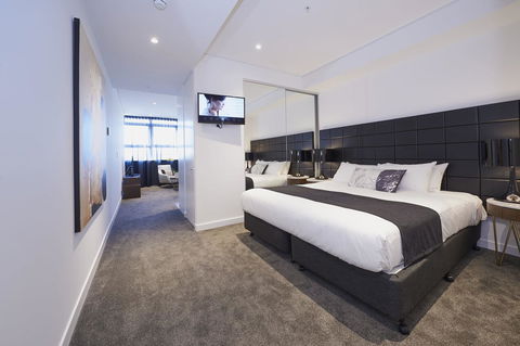 Silkari Suites At Chatswood - Accommodation 4U 5