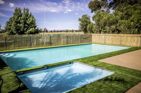 Allonville Gardens Motel - Accommodation 4U 7