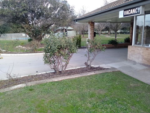 Allonville Gardens Motel - Accommodation 4U 1