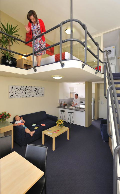 Metro Apartments On Darling Harbour - Accommodation 4U 3