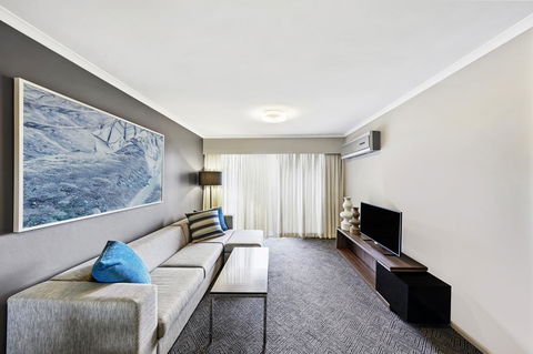 Adina Apartment Hotel Sydney Surry Hills - Accommodation 4U 7