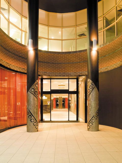 Adina Apartment Hotel Sydney Surry Hills - Accommodation 4U 3