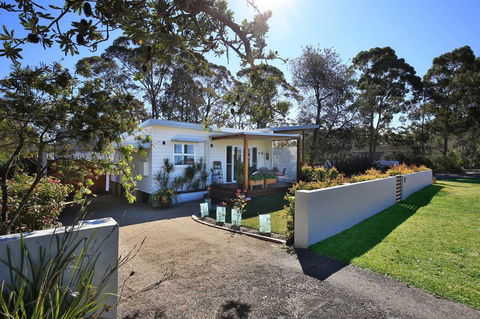 Jervis Bay Beach Shack I Pet Friendly - Accommodation 4U 15