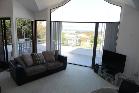 The Boat House - Accommodation 4U 6