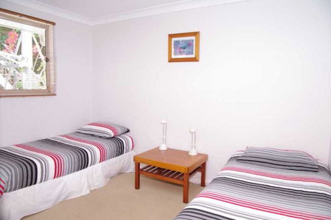 Coastwatch, 26 Comara Terrace - Accommodation 4U 7