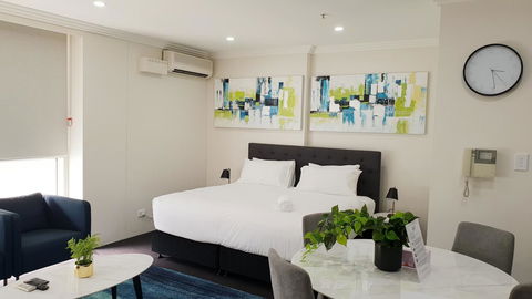 Liv Apartments Haymarket - Accommodation 4U 12