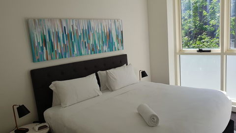 Liv Apartments Haymarket - Accommodation 4U 14