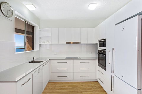 Victoria Parade, Kiah, Unit 10, 53 - Accommodation 4U 5