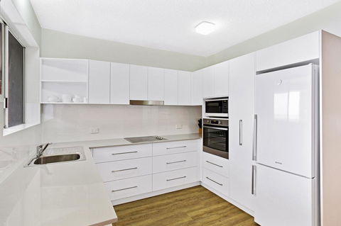 Victoria Parade, Kiah, Unit 10, 53 - Accommodation 4U 4