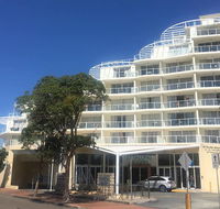 Ettalong Beach Premium Waterview Apartments - Accommodation 4U