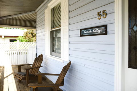 Morpeth Cottage - Accommodation 4U 4