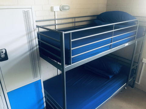 Newtown Backpackers - Accommodation 4U 11
