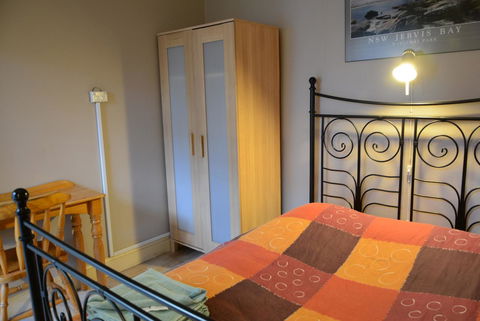 Newtown Backpackers - Accommodation 4U 19