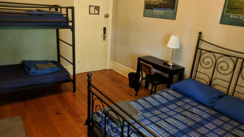 Newtown Backpackers - Accommodation 4U 24