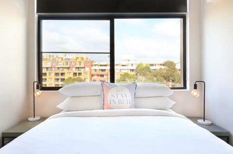 Vibrant Inner-city Living - Darling Harbour Fringe - Accommodation 4U 3
