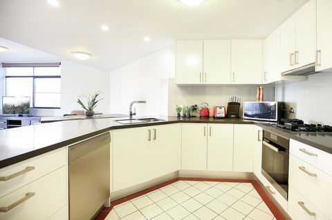 Vibrant Inner-city Living - Darling Harbour Fringe - Accommodation 4U 10