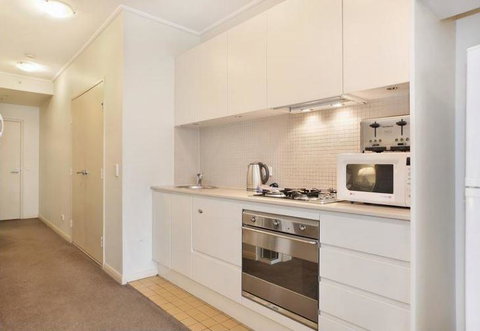 Wyndel Apartments - Apex North Sydney - Accommodation 4U 12