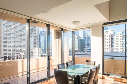 Seasons Harbour Plaza - Accommodation 4U 11