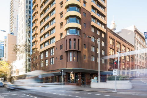 Seasons Harbour Plaza - Accommodation 4U 23