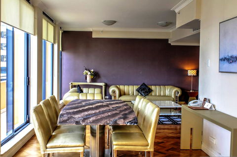 Seasons Harbour Plaza - Accommodation 4U 34