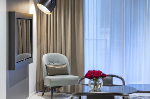 SKYE Suites Sydney - Accommodation 4U 11