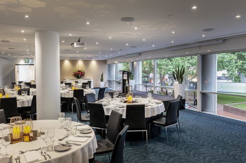 Novotel Sydney Darling Square - Accommodation 4U 22