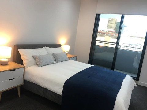 Specious Apartment With 2 Large Bedrooms - Accommodation 4U 7