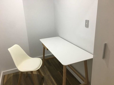 Specious Apartment With 2 Large Bedrooms - Accommodation 4U 8