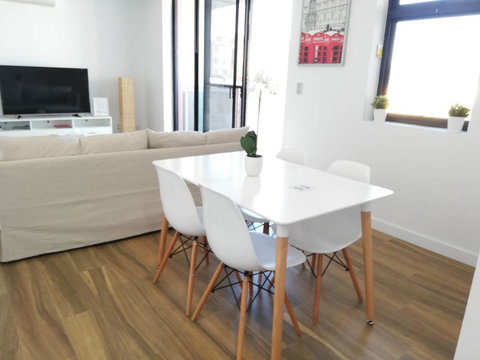 Specious Apartment With 2 Large Bedrooms - Accommodation 4U 6