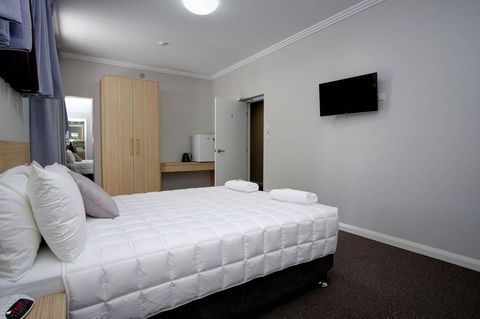 Lakes And Ocean Hotel Forster - Accommodation 4U 15