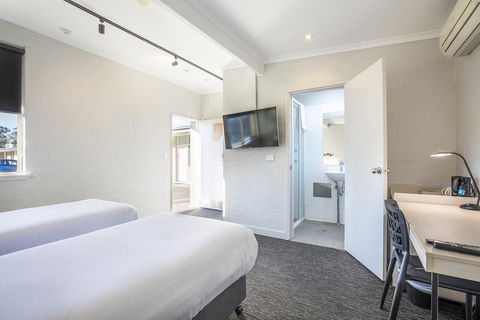 Nightcap At Colyton Hotel - Accommodation 4U 14
