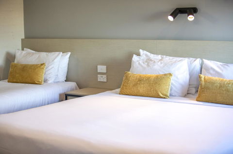 Nightcap At Colyton Hotel - Accommodation 4U 42