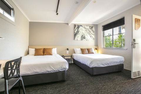 Nightcap At Colyton Hotel - Accommodation 4U 24