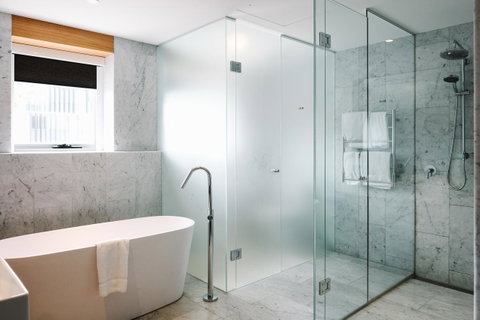 The Old Clare Hotel, Independent Collection By EVT - Accommodation 4U 16