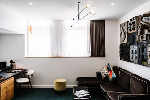The Old Clare Hotel, Independent Collection By EVT - Accommodation 4U 33