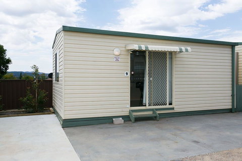 Crestview Tourist Park - Accommodation 4U 14