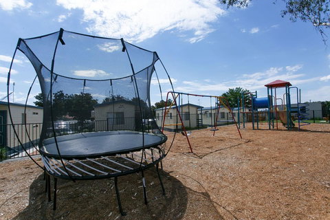 Crestview Tourist Park - Accommodation 4U 4