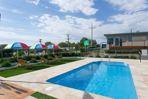 Crestview Tourist Park - Accommodation 4U 3