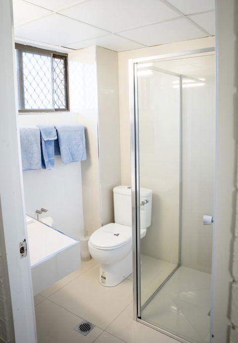 Coastal Bay Motel - Accommodation 4U 41