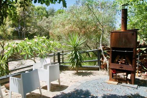 Casuarina Beachfront House - Hostie Properties - Accommodation 4U 15
