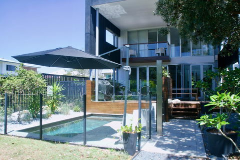 Casuarina Beachfront House - Hostie Properties - Accommodation 4U 4