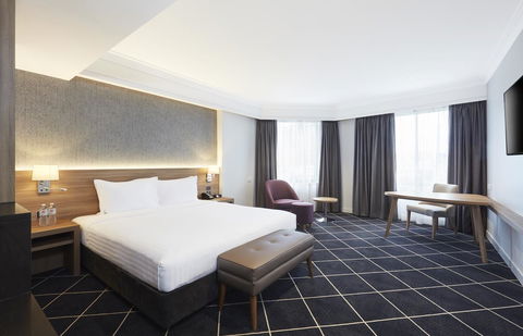 Furama Darling Harbour - Accommodation 4U 21