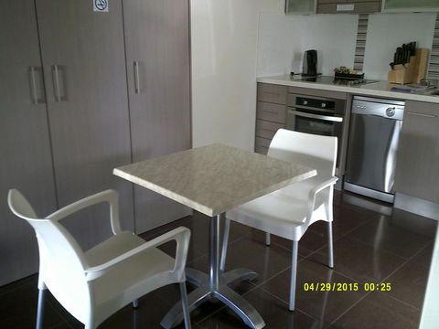 Pelican H2O One & Two Bedroom Apartments - Accommodation 4U 34