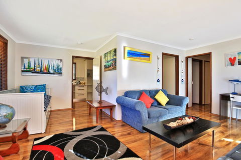 Sandy Toes Beach House Jervis Bay - 2min To Beach - Accommodation 4U 5