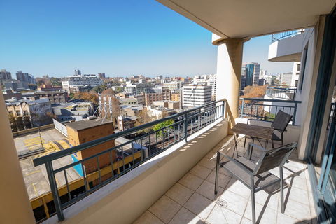 Castle Serviced Apartments - Accommodation 4U 23