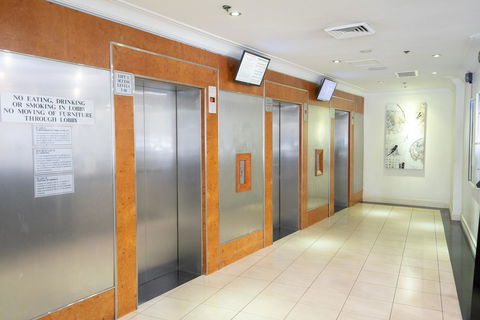 Castle Serviced Apartments - Accommodation 4U 33