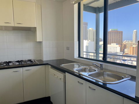 Castle Serviced Apartments - Accommodation 4U 2