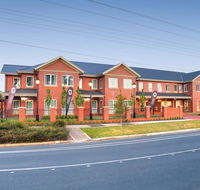 Bolton on the Park - Accommodation 4U
